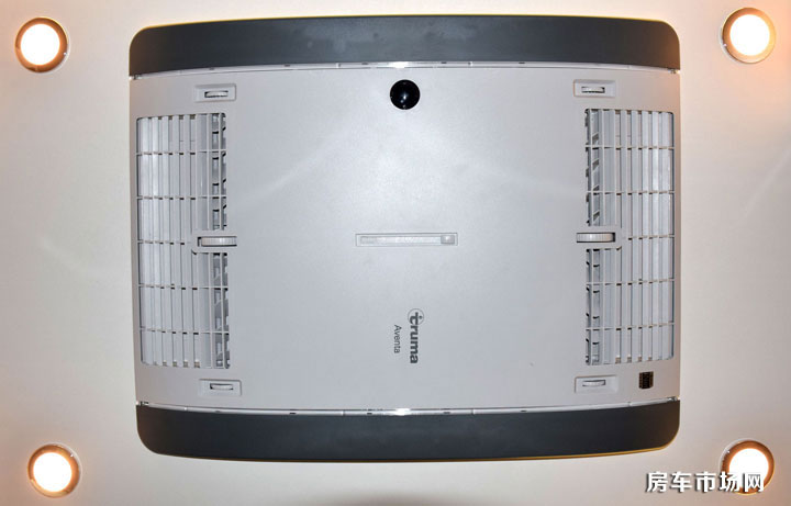 全新升級大通原廠2018款C型房車