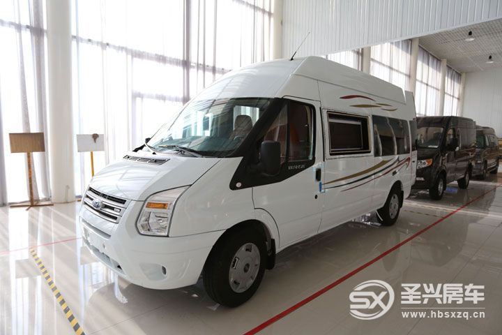 福特新世代全順長軸高頂房車