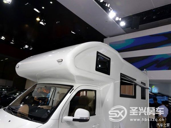 房車夢不再遙遠(yuǎn) 實(shí)拍解放T80旅居車