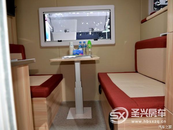 房車夢不再遙遠(yuǎn) 實(shí)拍解放T80旅居車