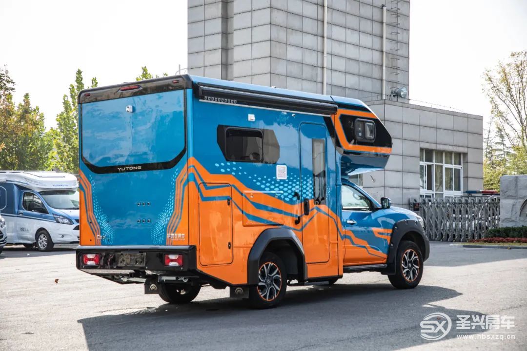 野性十足，四驅(qū)還帶差速鎖，宇通全新皮卡房車來襲，開啟你的探險之旅-5.jpg