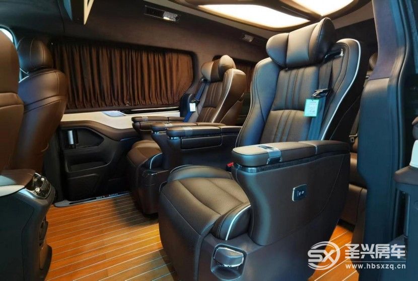 上汽大通MAXUSG20金騎士高頂商務(wù)車新勢力，騎士出征，金路恒通！784e8065a39099139f251026ad9996a7