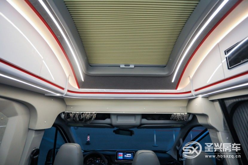 48V電路系統，獨立續航可維持3天，宇通全新B311豪享版房車等你來發現！get?code=OGUxZTM3Yzk2ZmFmNTVmMTQxOTkwN2Q4ZTBiNmJiYTMsMTY2NzAzNjIzMjg2Nw==