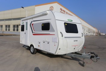 圣興490/6.0米拖掛房車