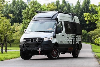 奔馳斯賓特(Sprinter) 4X4房車
