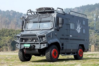 東風猛士甲四驅越野房車